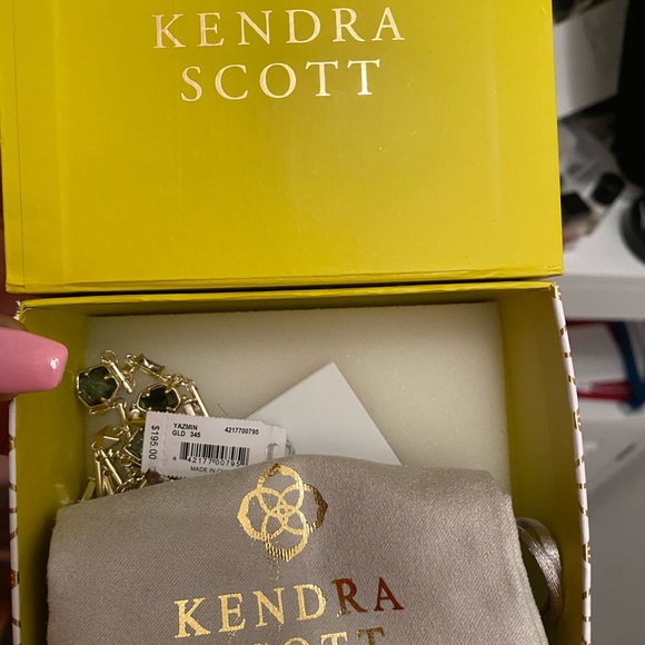 NWTs Kendra Scott “Yazmin long necklace” - Picture 2 of 6